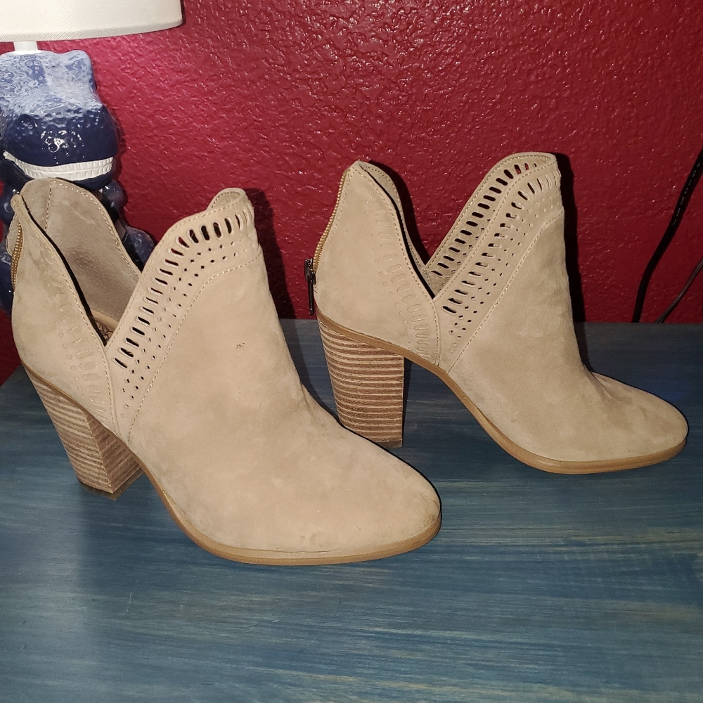 Booties - Picture 3 of 4
